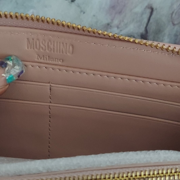 Moschino Wallet - Picture 6 of 12